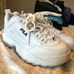 White fila disruptors